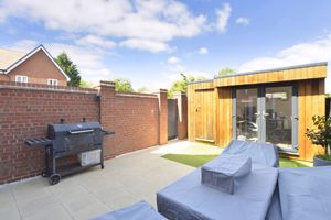 Photo 7- click for photo gallery